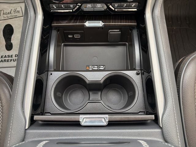 2022 GMC Yukon XL Denali 5SA