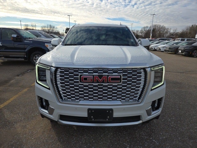 2022 GMC Yukon XL Denali 5SA