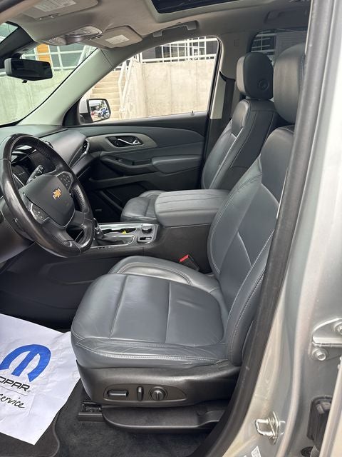 2021 Chevrolet Traverse LT Leather