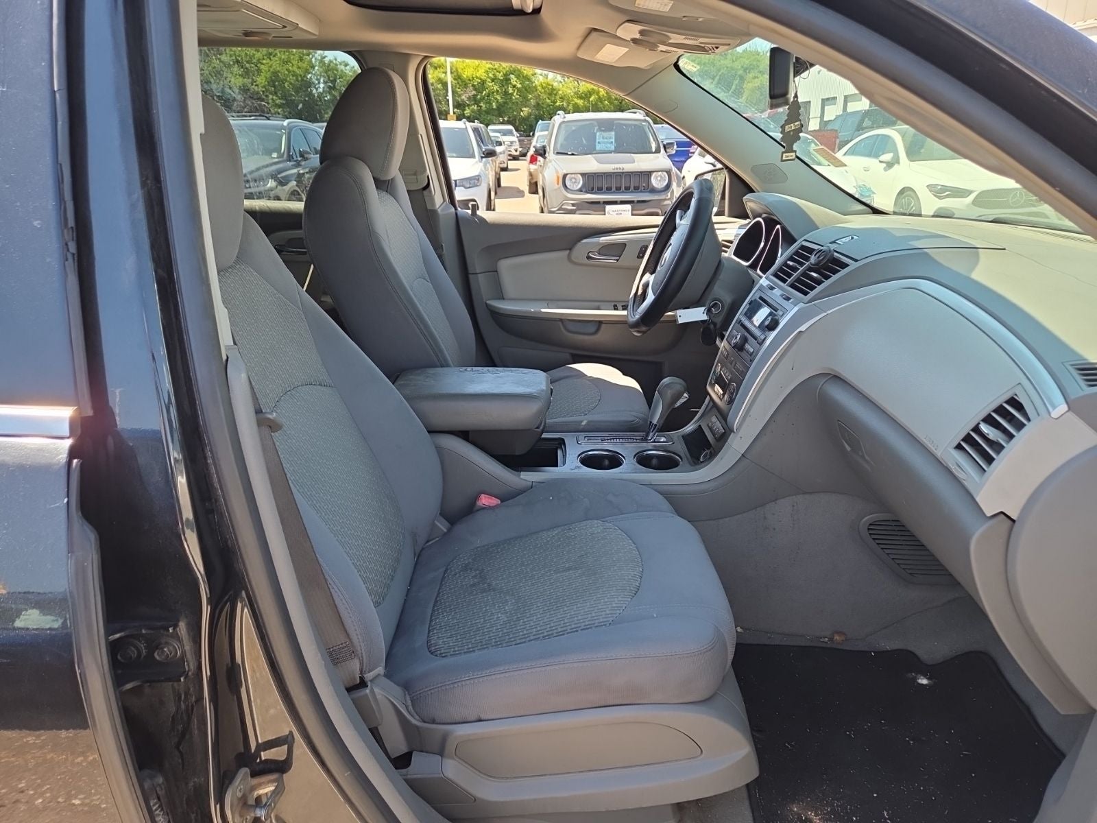 2009 Chevrolet Traverse LT 2LT