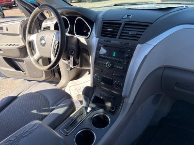 2009 Chevrolet Traverse LT 2LT