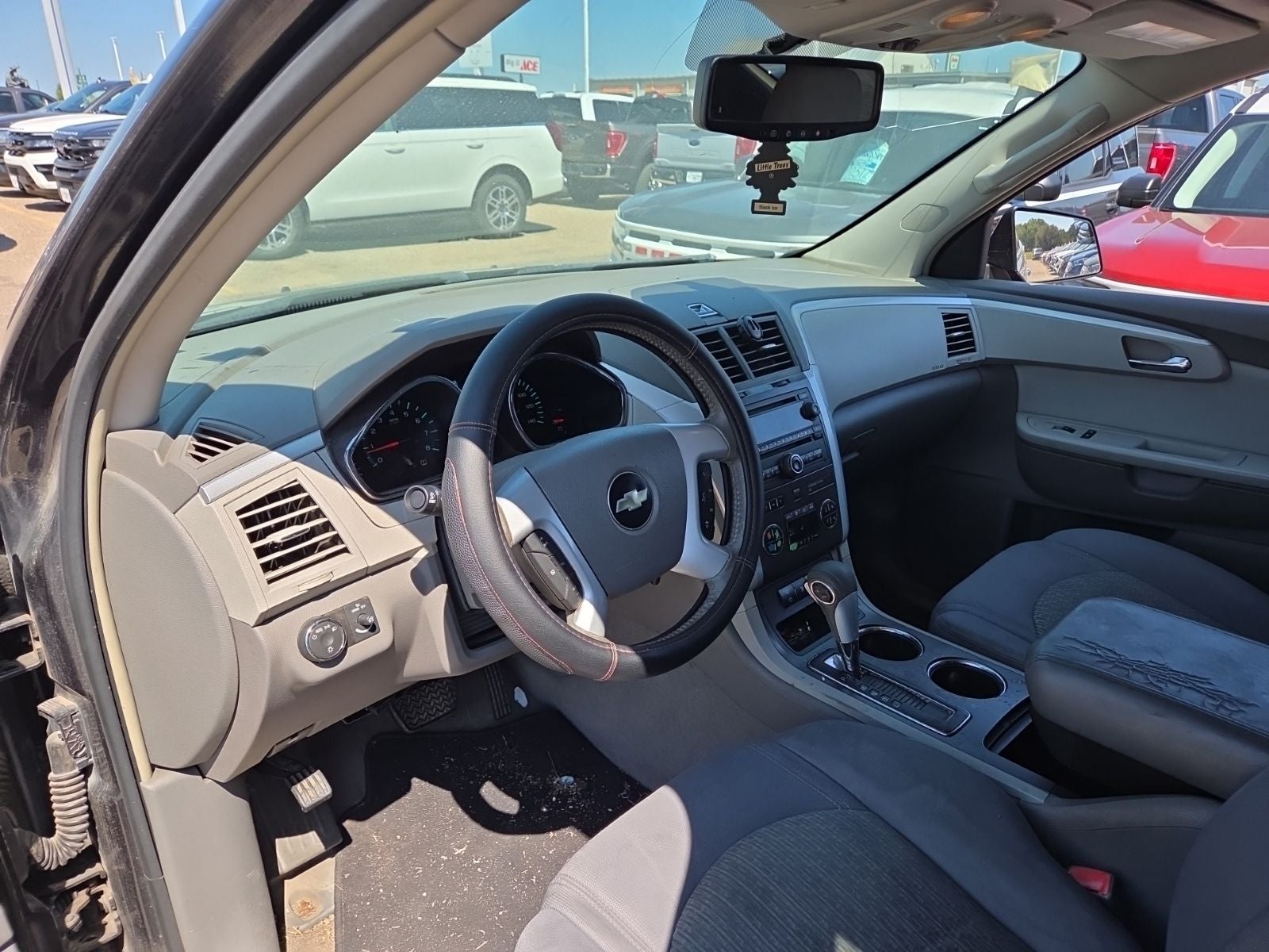 2009 Chevrolet Traverse LT 2LT