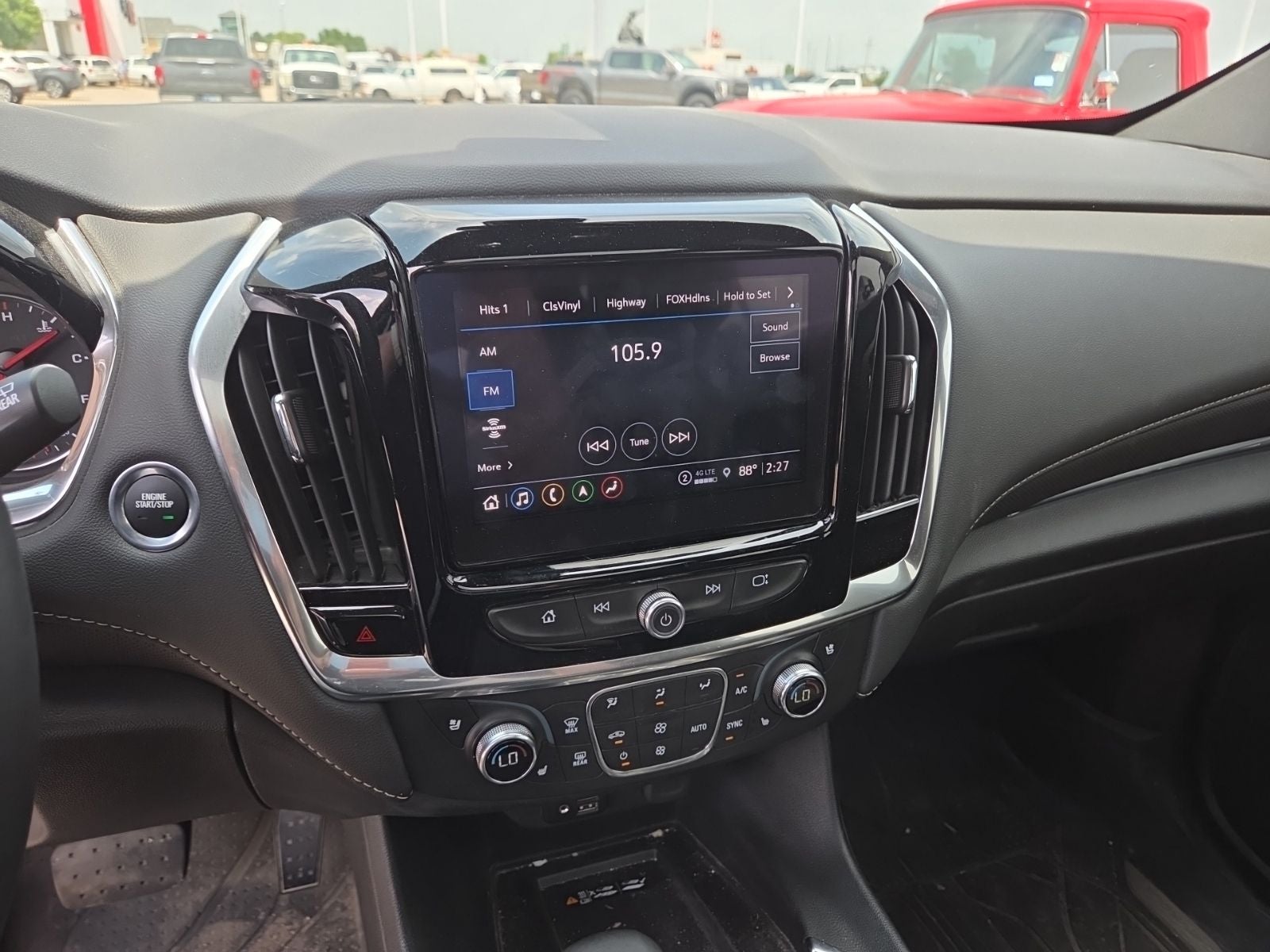 2023 Chevrolet Traverse Premier Redline 1LZ