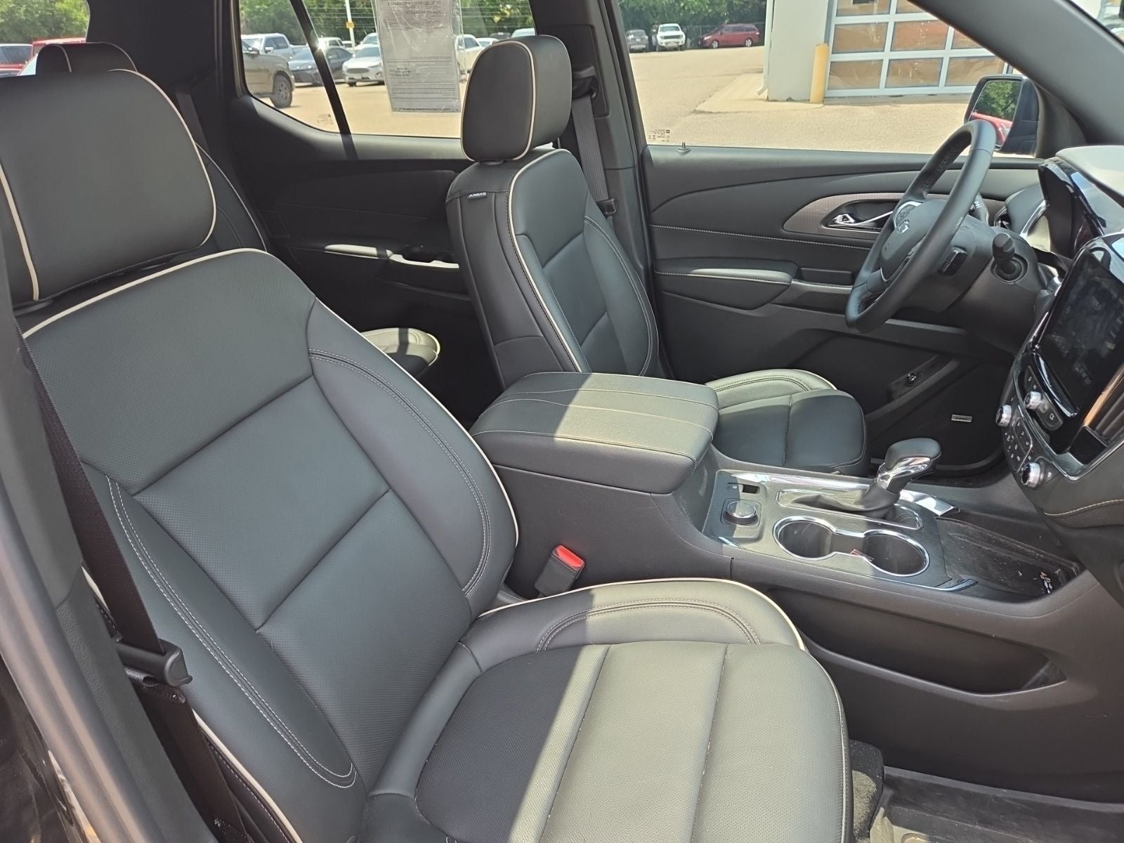 2023 Chevrolet Traverse Premier Redline 1LZ