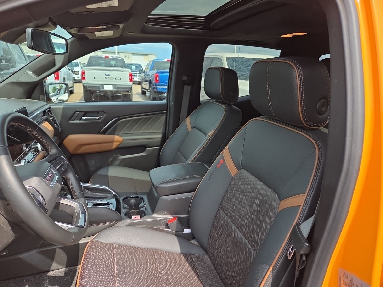 2025 GMC Canyon AT4 4SG