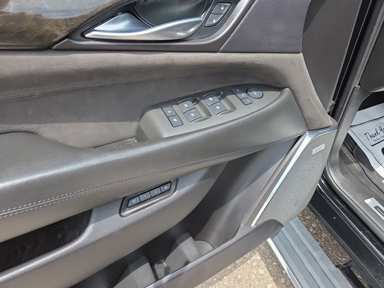 2017 Cadillac Escalade Platinum Edition 1SD
