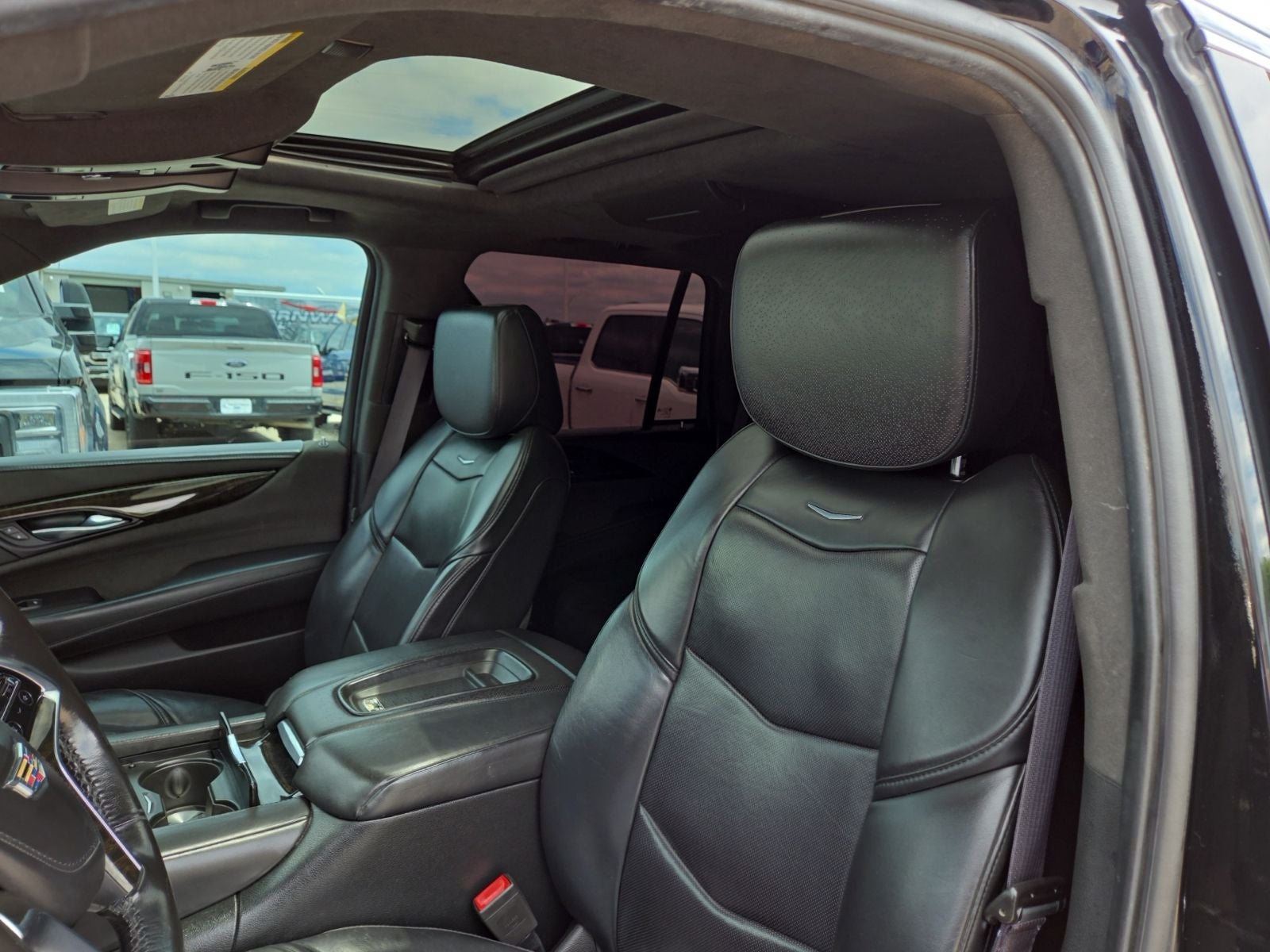 2017 Cadillac Escalade Platinum Edition 1SD