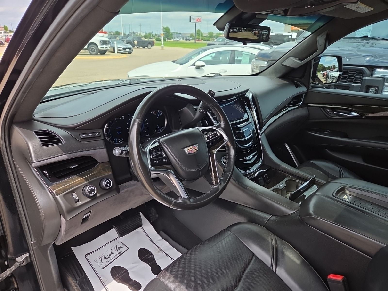 2017 Cadillac Escalade Platinum Edition 1SD