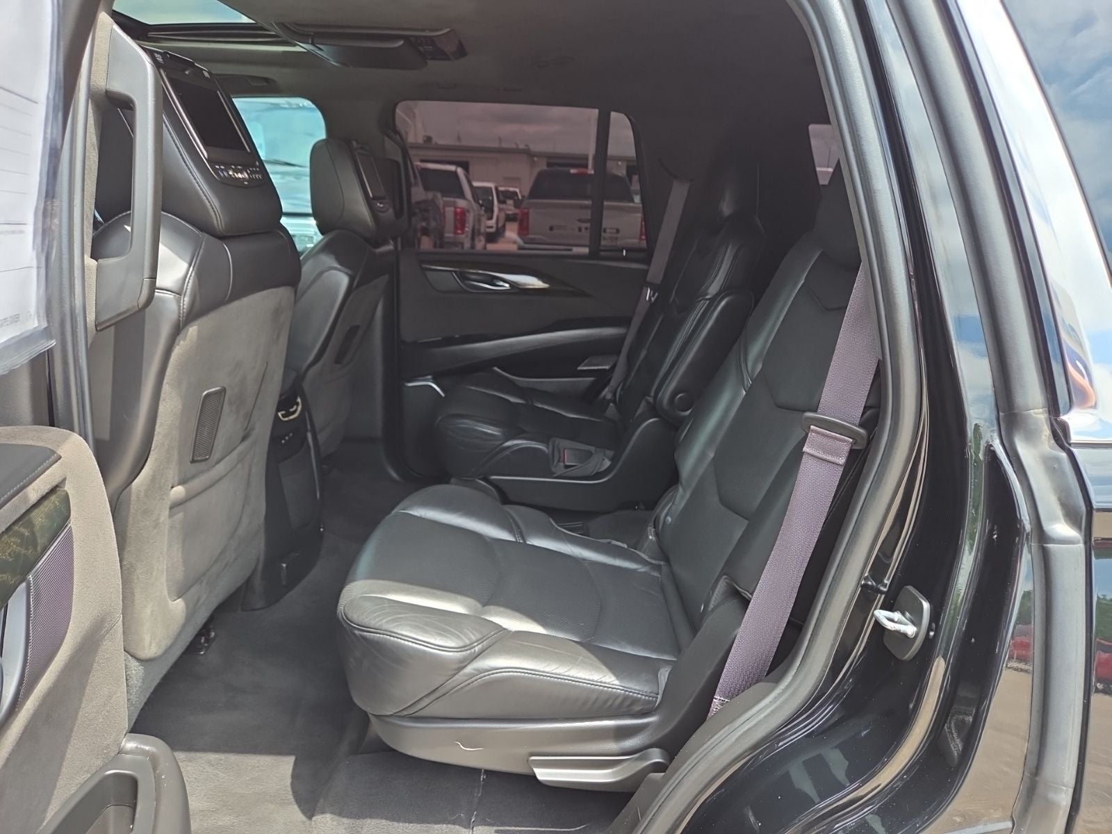 2017 Cadillac Escalade Platinum Edition 1SD