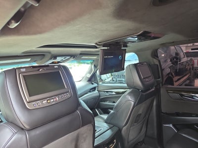 2017 Cadillac Escalade Platinum Edition 1SD