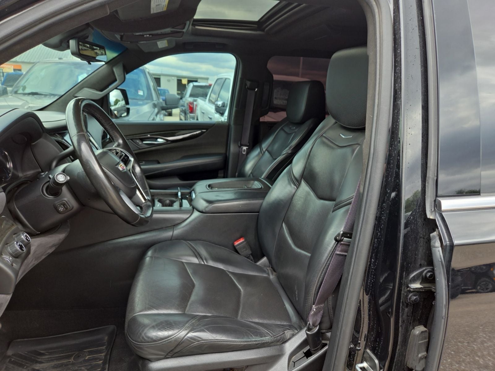 2017 Cadillac Escalade Platinum Edition 1SD