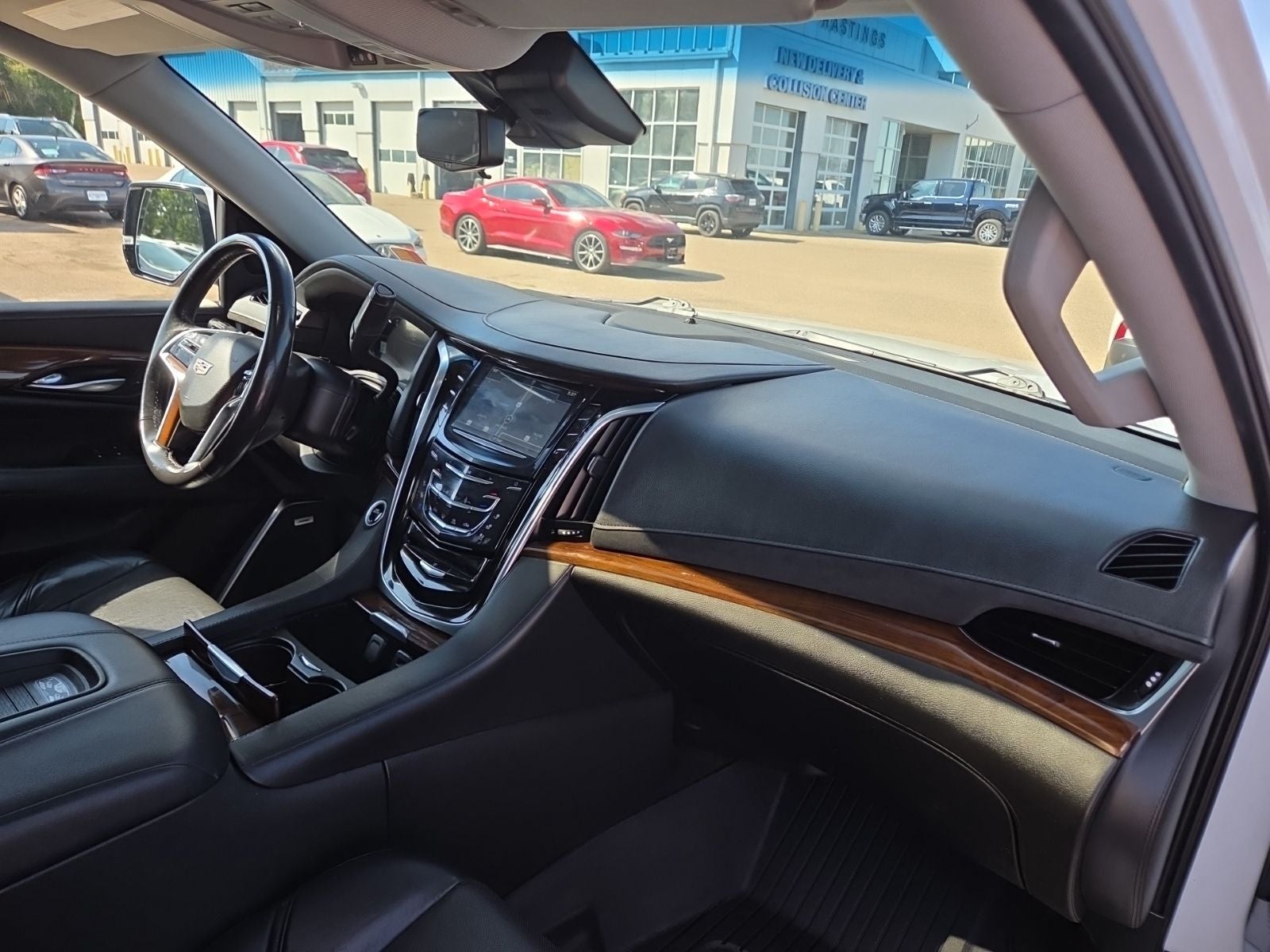 2020 Cadillac Escalade ESV Premium Luxury 1SC