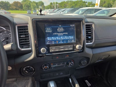 2022 Nissan Frontier SV