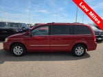 2010 Chrysler Town & Country Touring