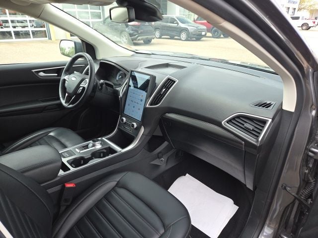 2022 Ford Edge SEL 201A