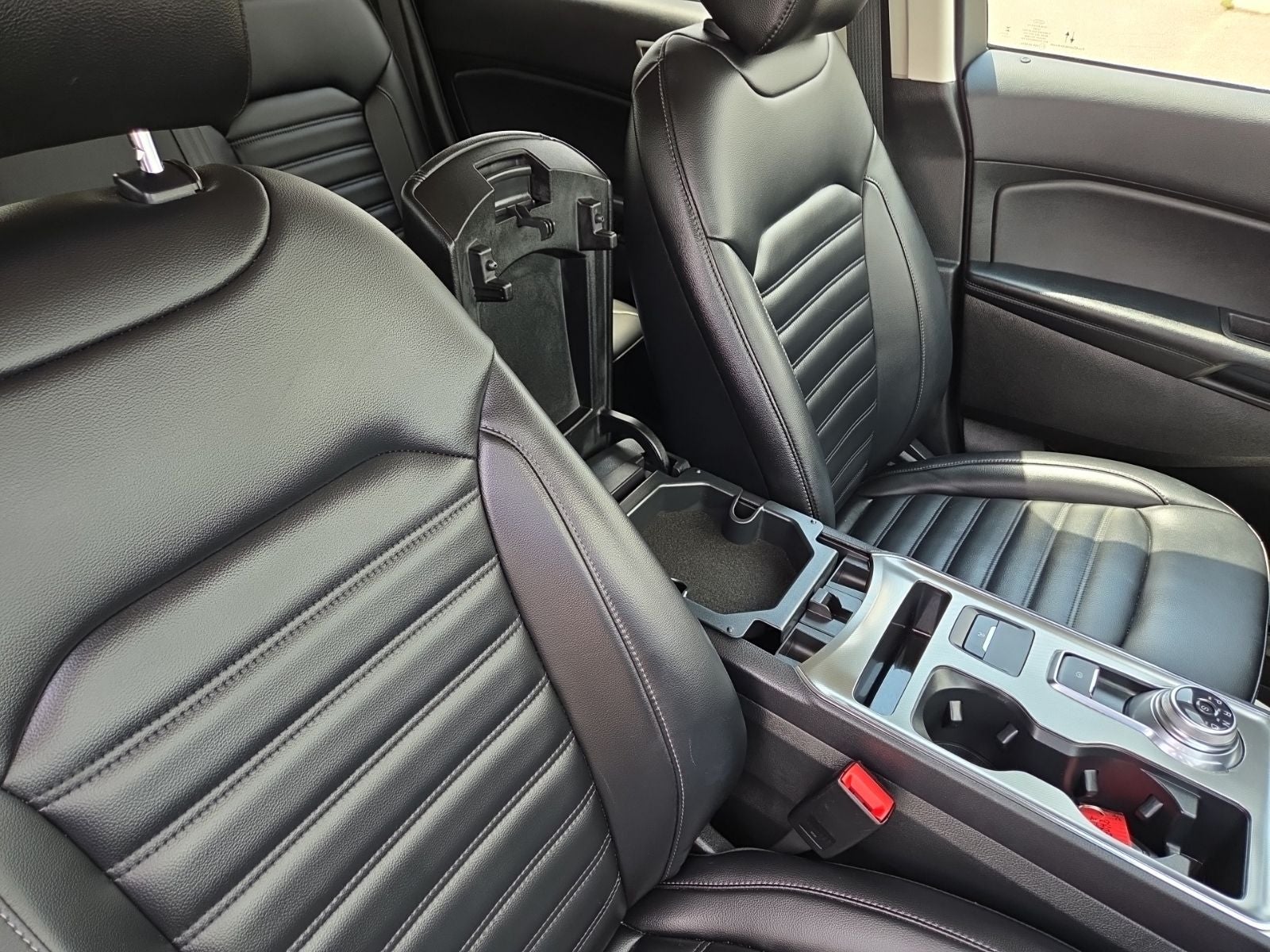 2022 Ford Edge SEL 201A