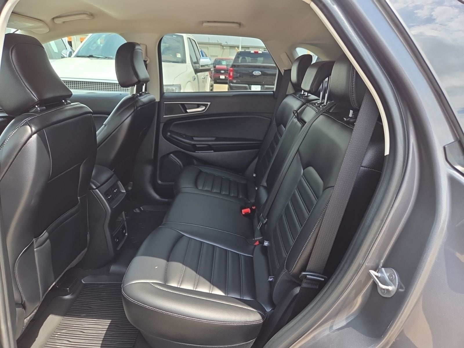 2022 Ford Edge SEL 201A