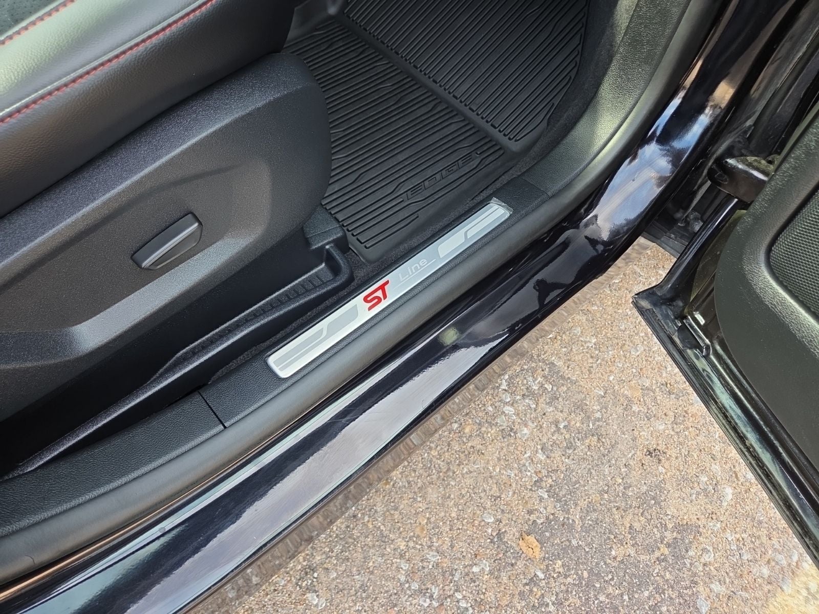 2024 Ford Edge ST Line 250A
