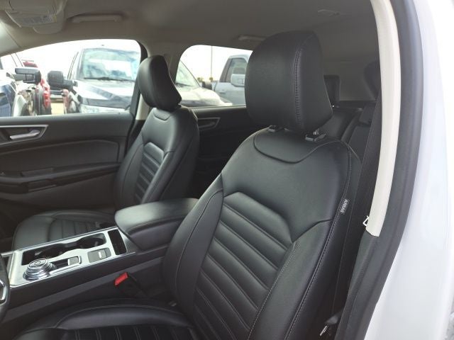 2022 Ford Edge SEL 201A