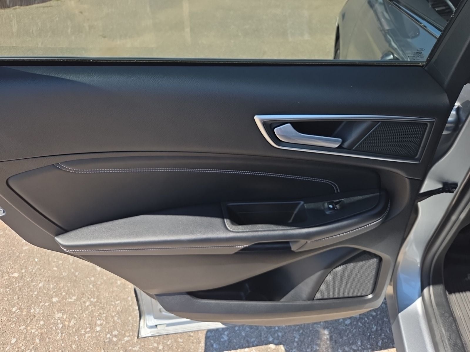 2024 Ford Edge Titanium 301A