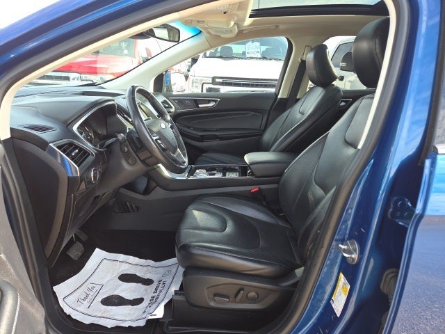 2020 Ford Edge Titanium 301A