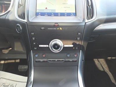 2020 Ford Edge Titanium 301A