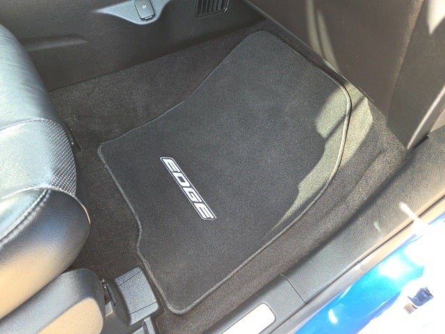 2020 Ford Edge Titanium 301A