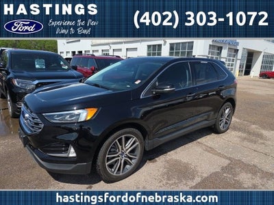 2022 Ford Edge Titanium 301A