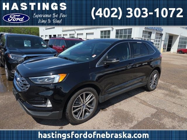 2022 Ford Edge Titanium 301A