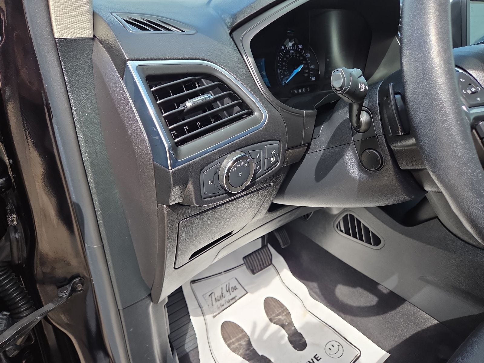 2022 Ford Edge Titanium 301A