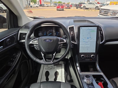 2022 Ford Edge Titanium 301A