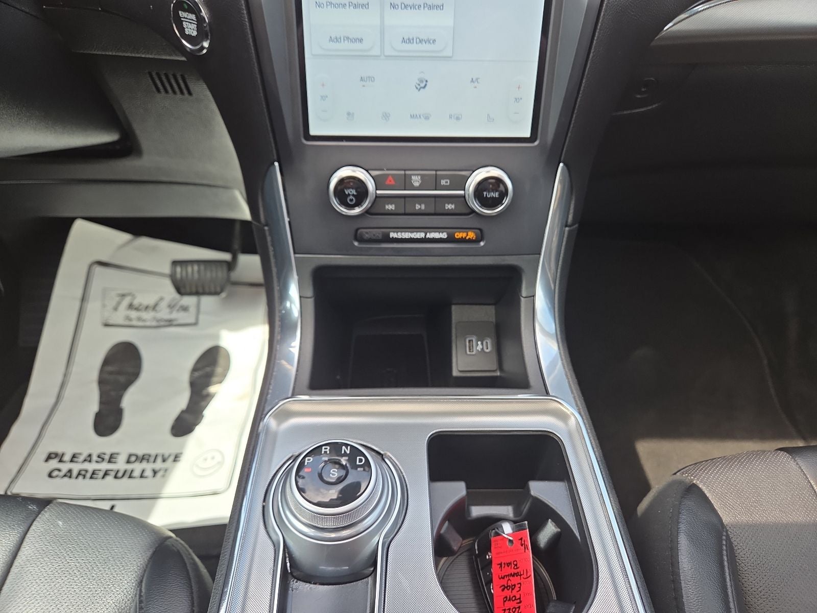 2022 Ford Edge Titanium 301A
