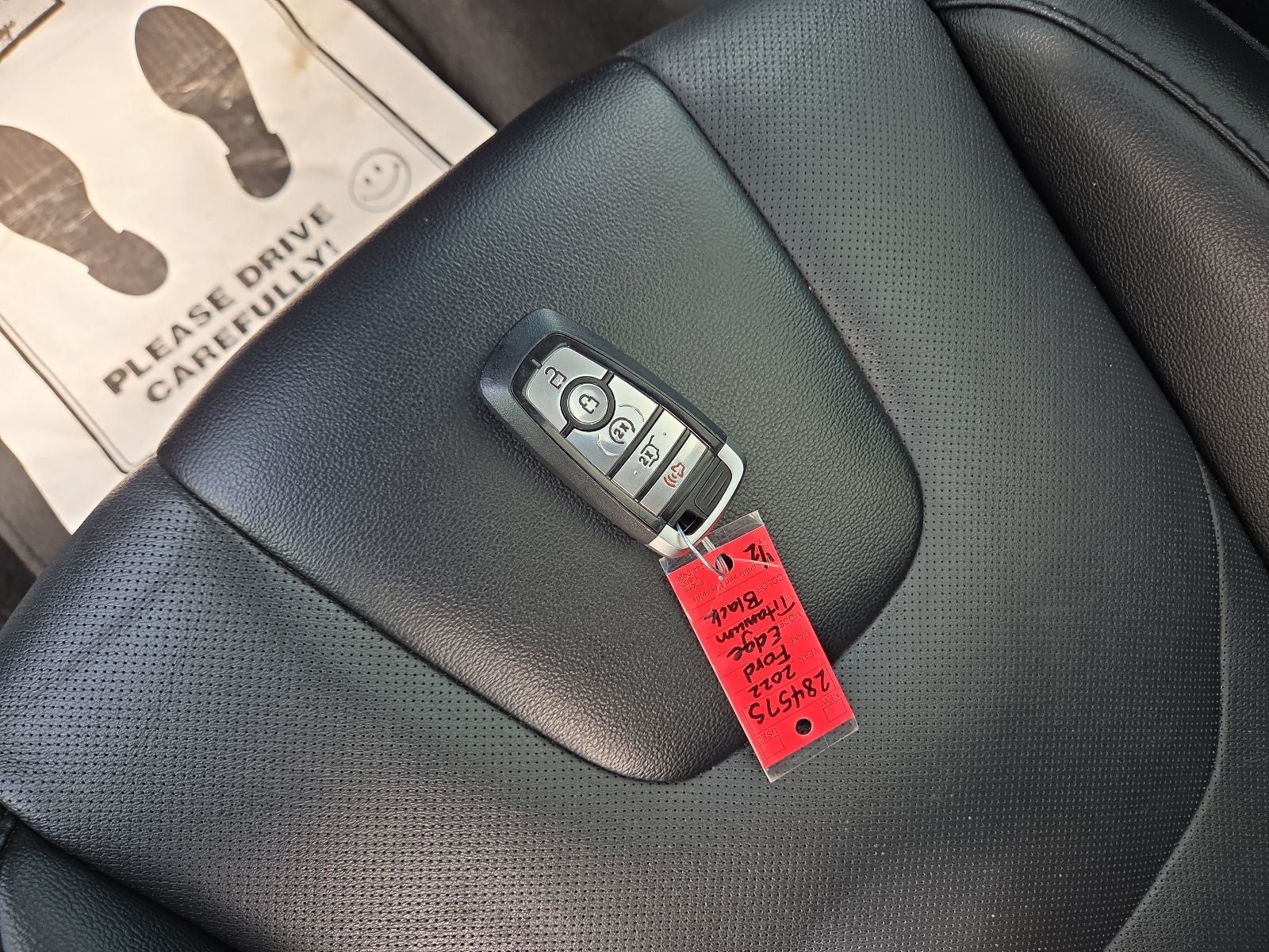 2022 Ford Edge Titanium 301A