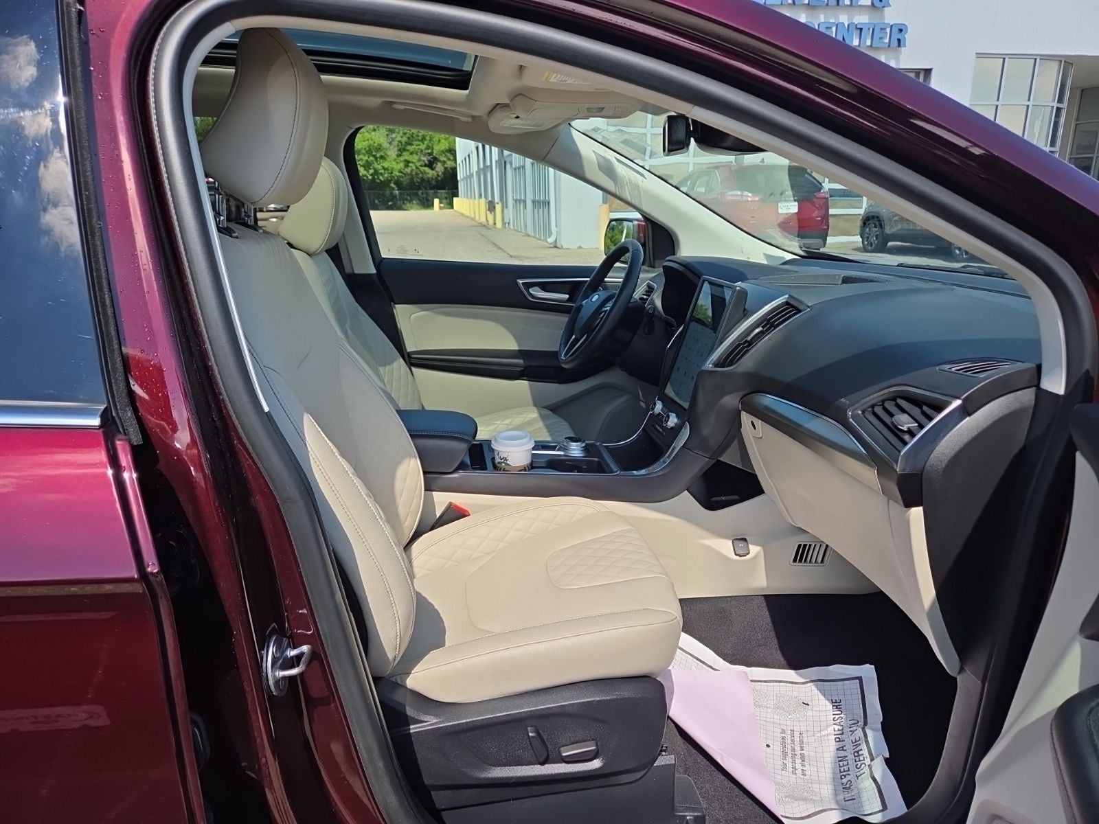 2024 Ford Edge Titanium 300A