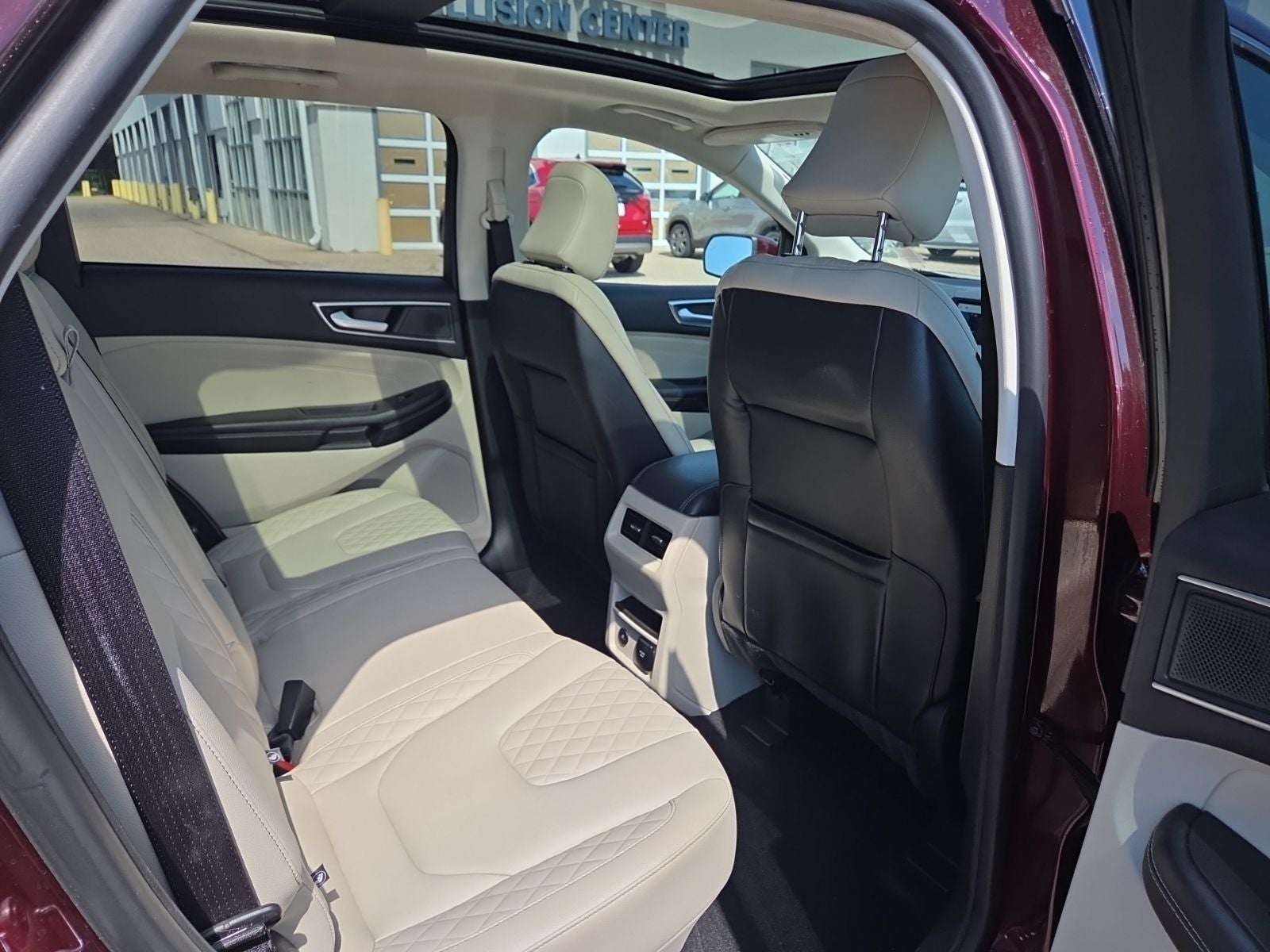 2024 Ford Edge Titanium 300A