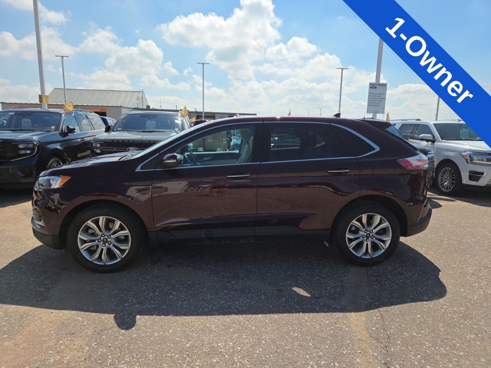 2024 Ford Edge Titanium 300A