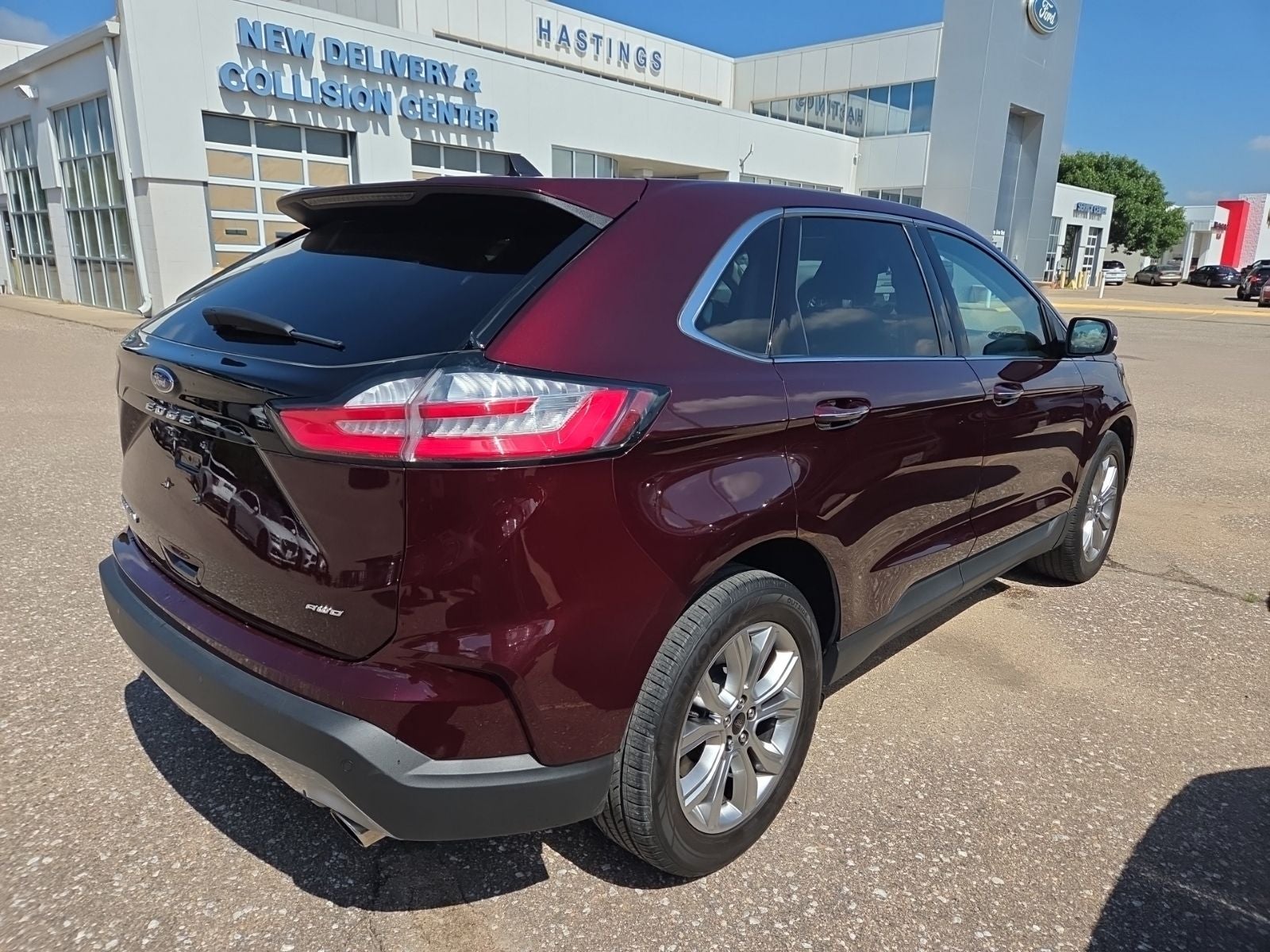 2024 Ford Edge Titanium 300A
