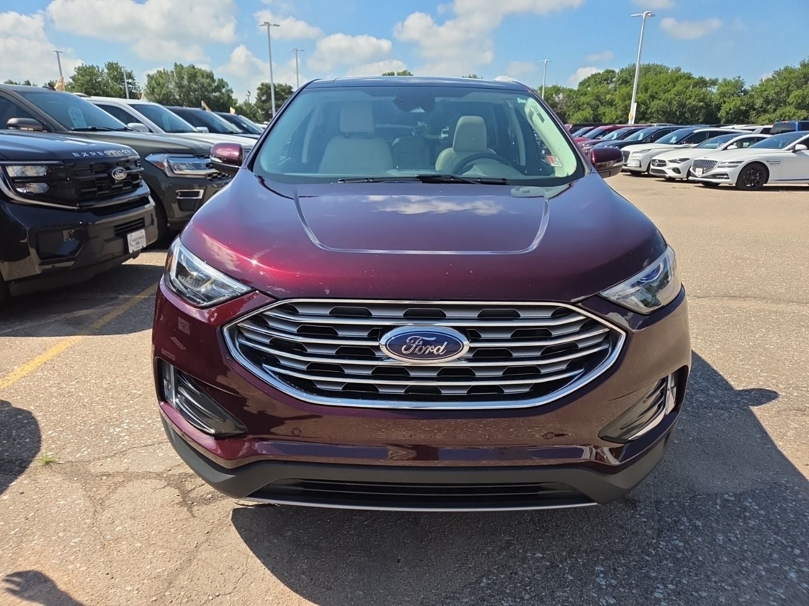 2024 Ford Edge Titanium 300A