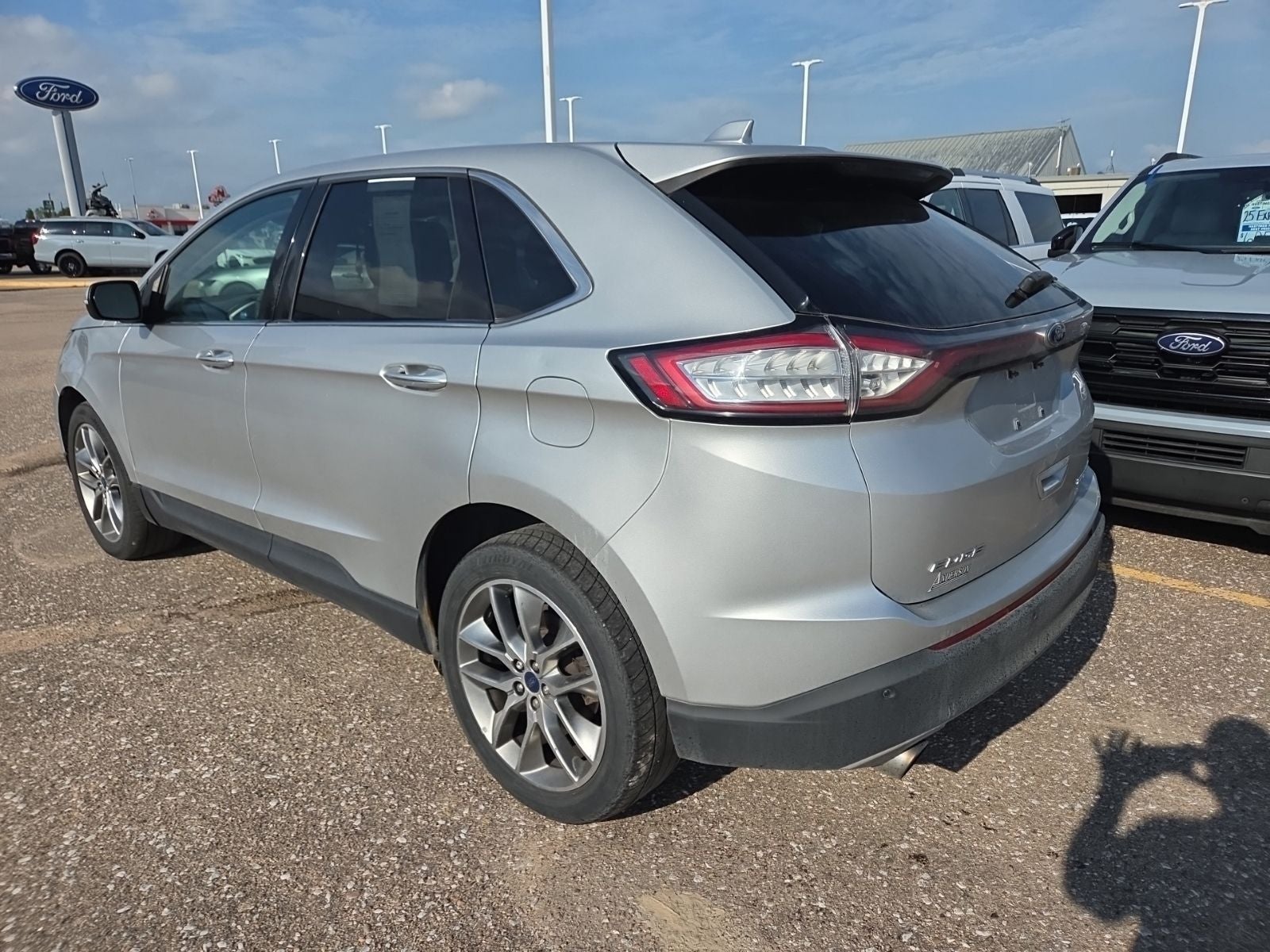 2016 Ford Edge Titanium 300A