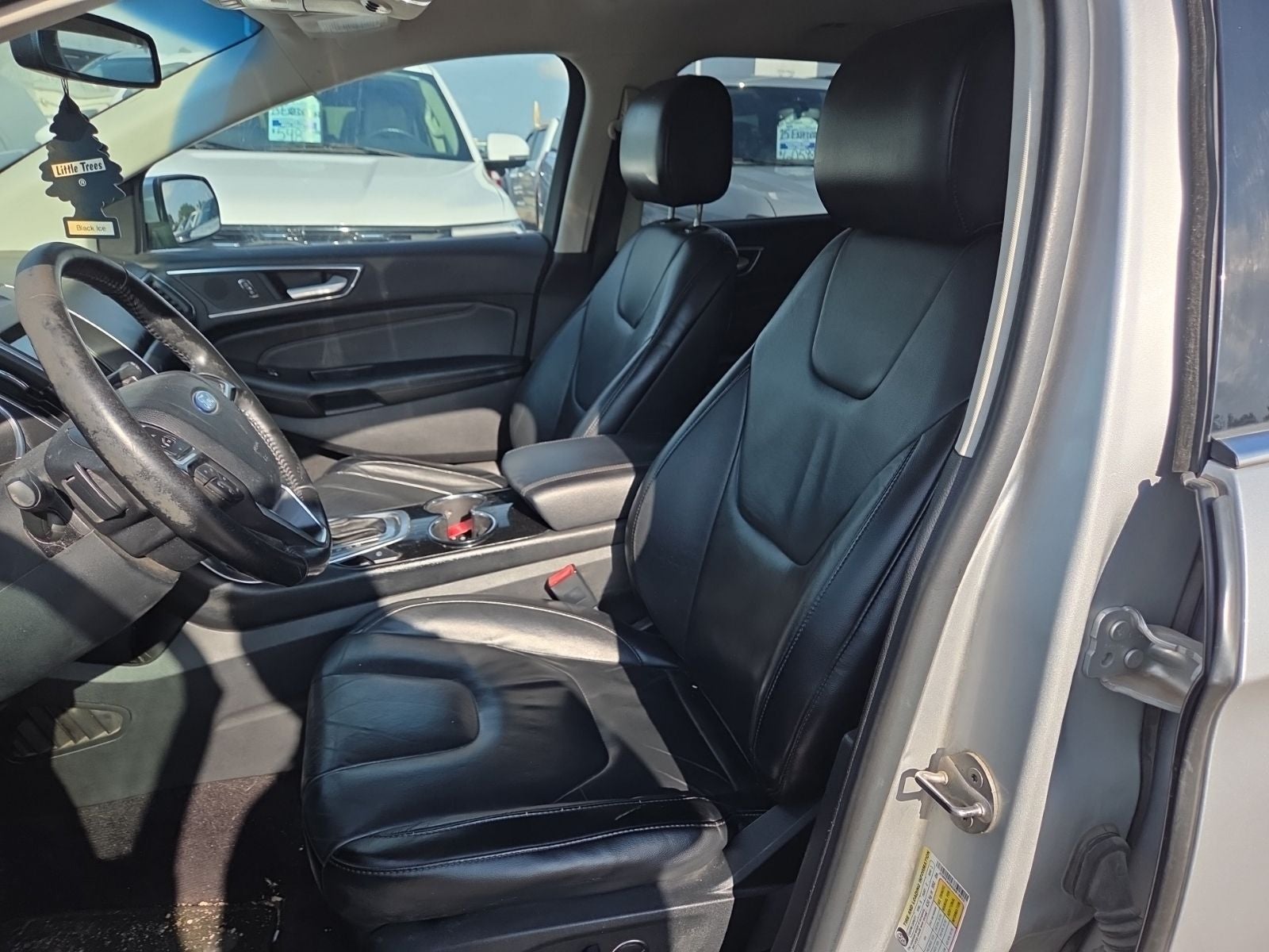 2016 Ford Edge Titanium 300A