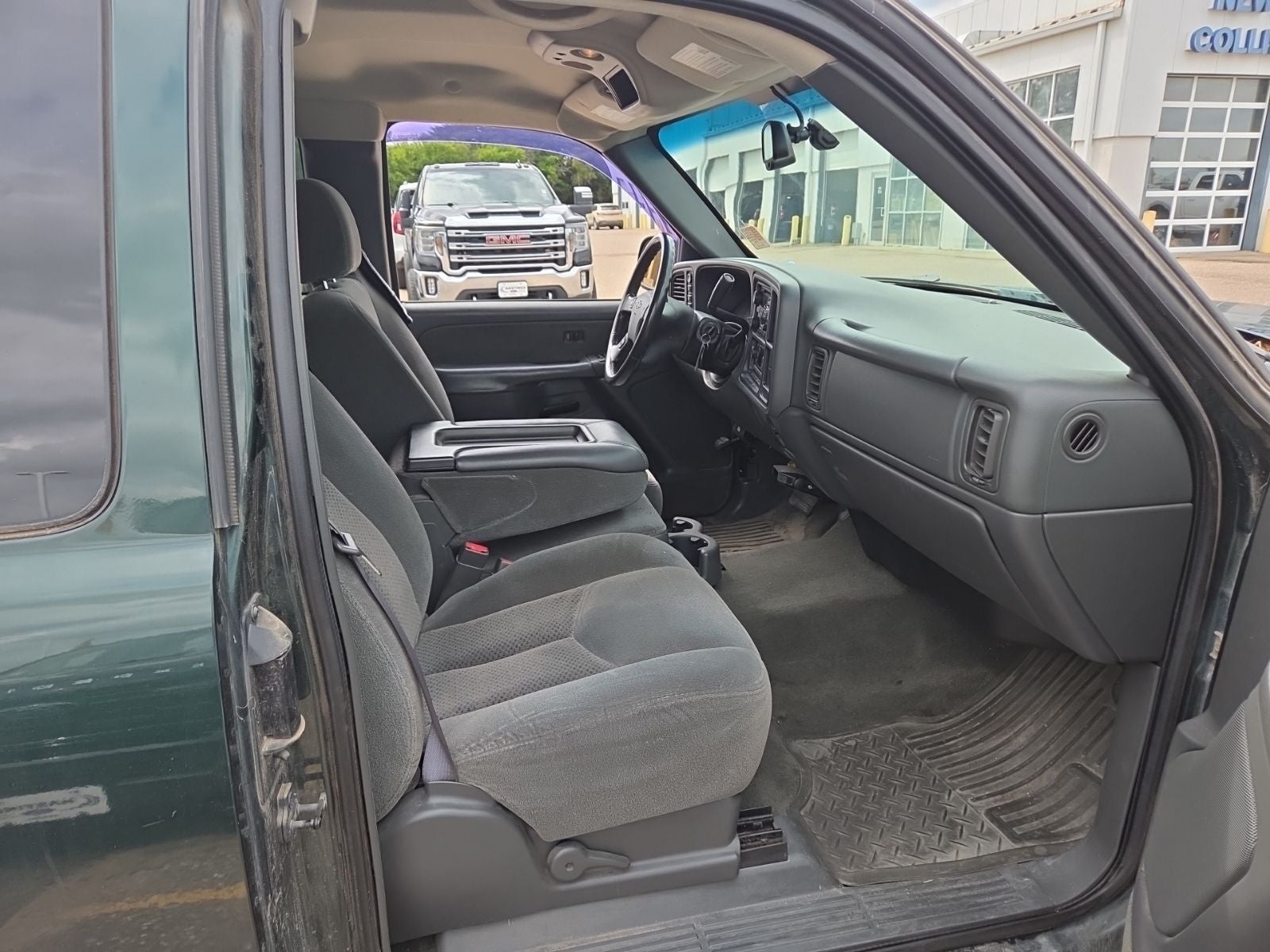 2003 Chevrolet Silverado 1500 LS 1SB