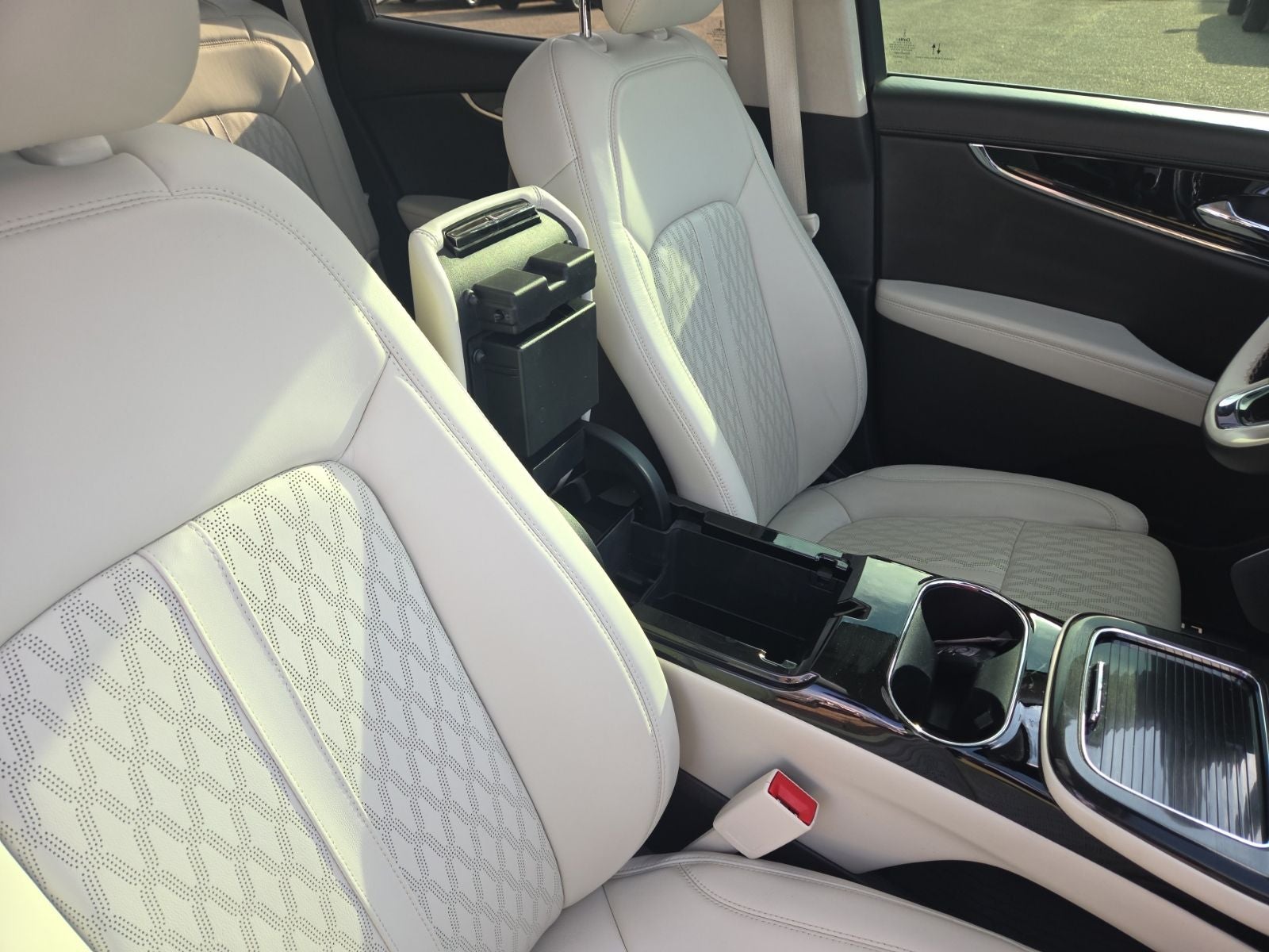 2023 Lincoln Nautilus Black Label 800A
