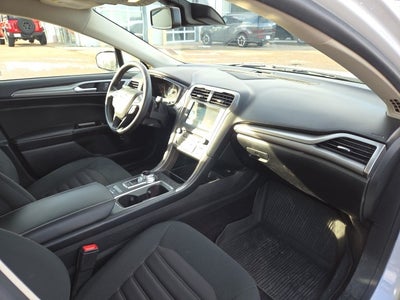 2017 Ford Fusion Hybrid SE 600A