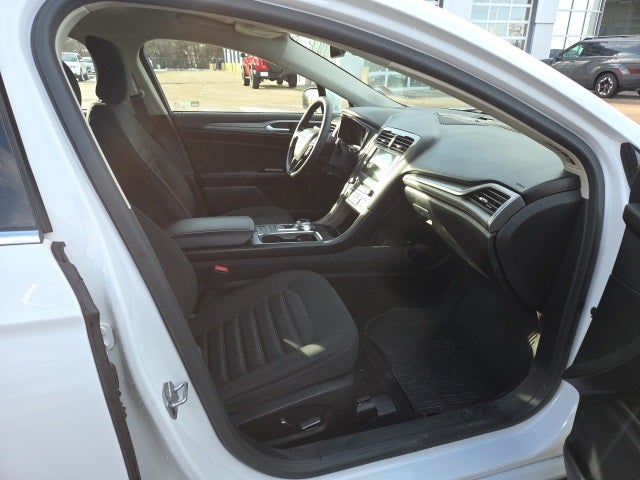 2017 Ford Fusion Hybrid SE 600A