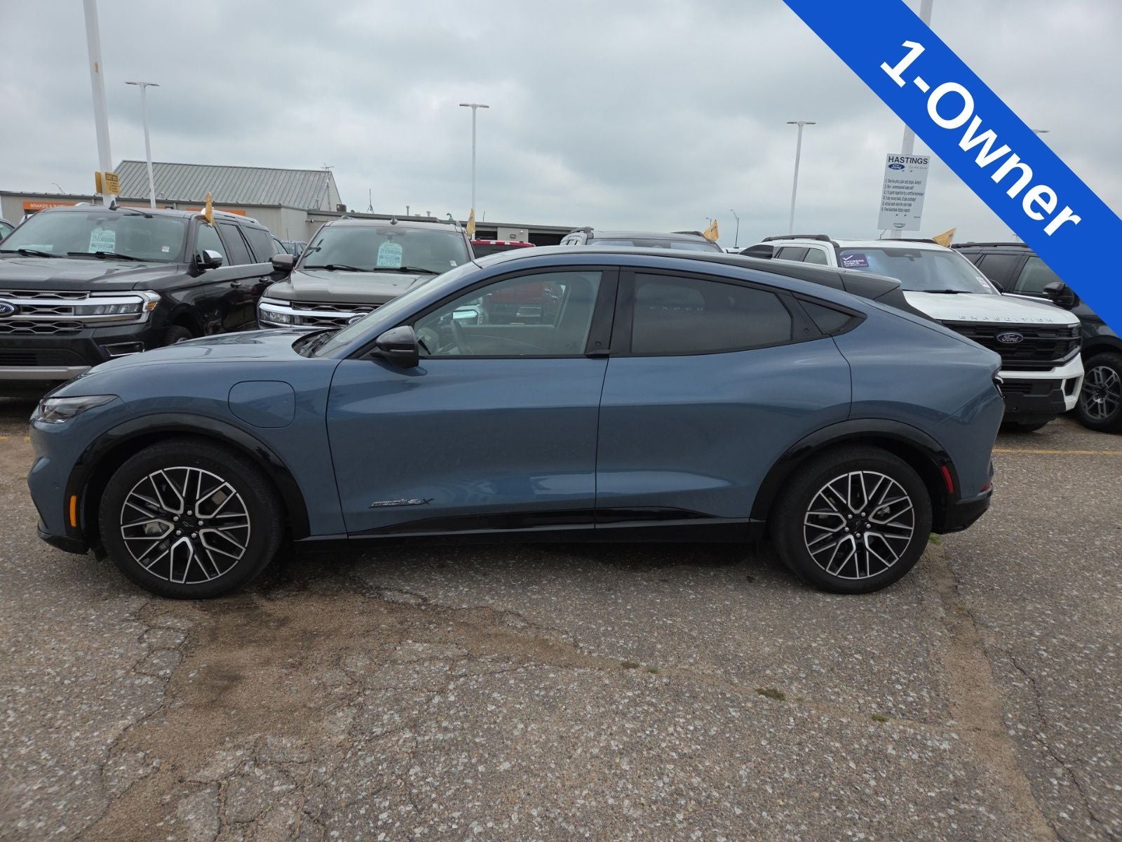 2024 Ford Mustang Mach-E Premium EAWD 300A