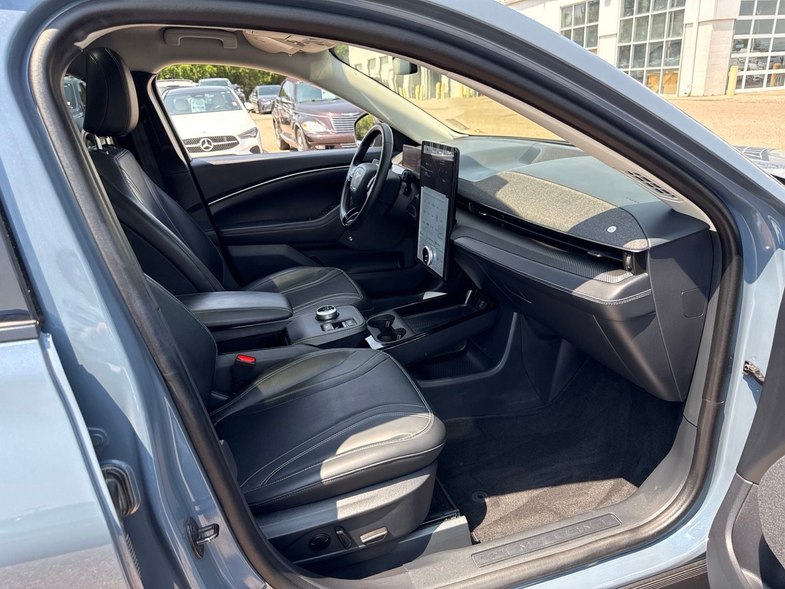 2024 Ford Mustang Mach-E Premium EAWD 300A