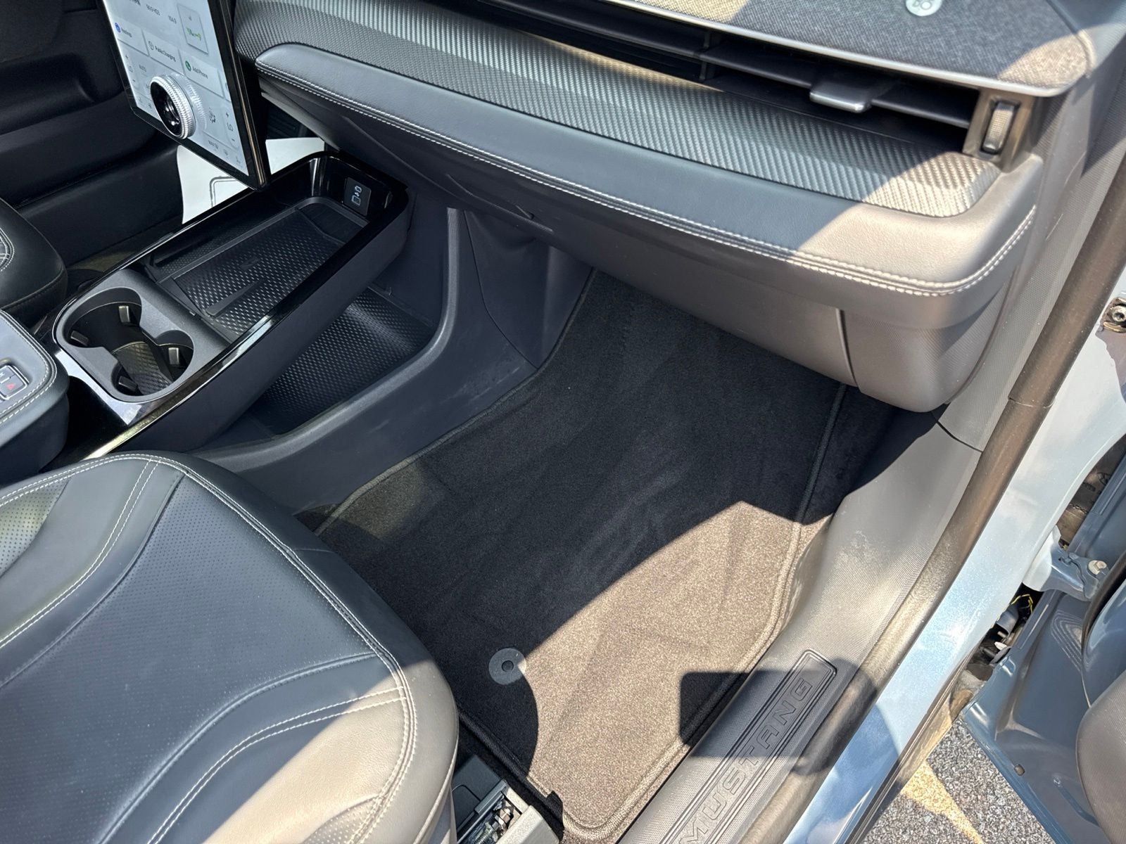 2024 Ford Mustang Mach-E Premium EAWD 300A