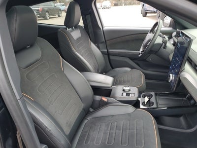 2022 Ford Mustang Mach-E GT 400A