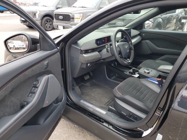 2022 Ford Mustang Mach-E GT 400A