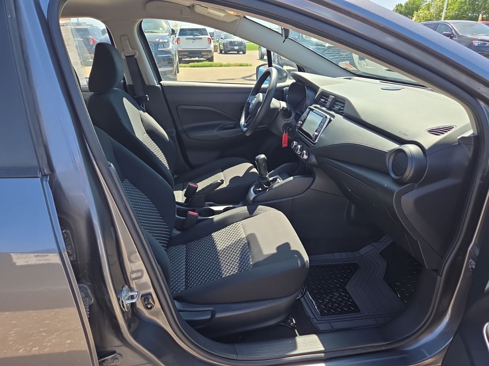 2023 Nissan Versa 1.6 S